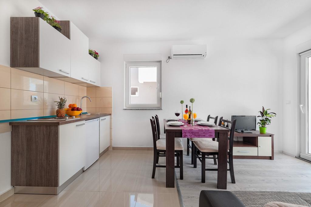 Apartments Hrvoje Водице Номер фото